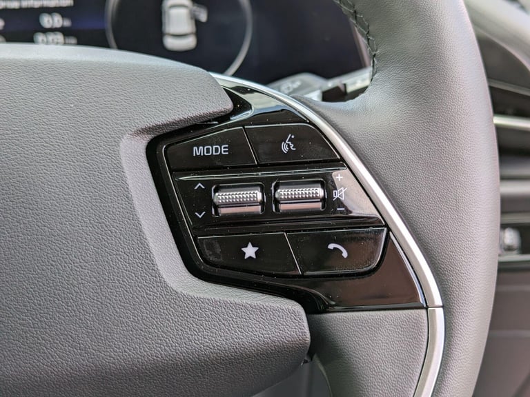  Kia Niro 64.8kWh 4 Auto 5dr Electric Automatic