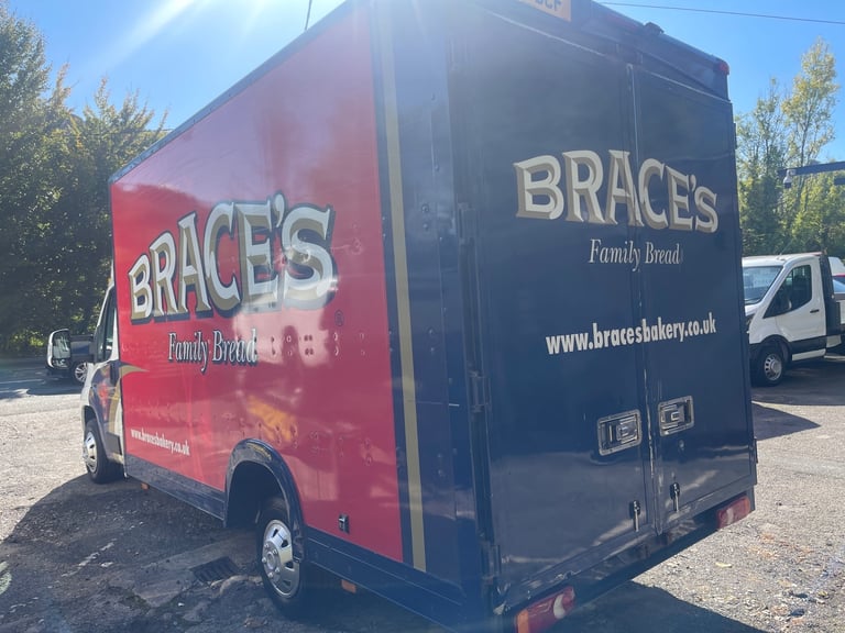 2021 Peugeot Boxer 2.2 BlueHDi  165ps Plus XLWB LOW LOADER LUTON Dropwell Luton Diesel Manual