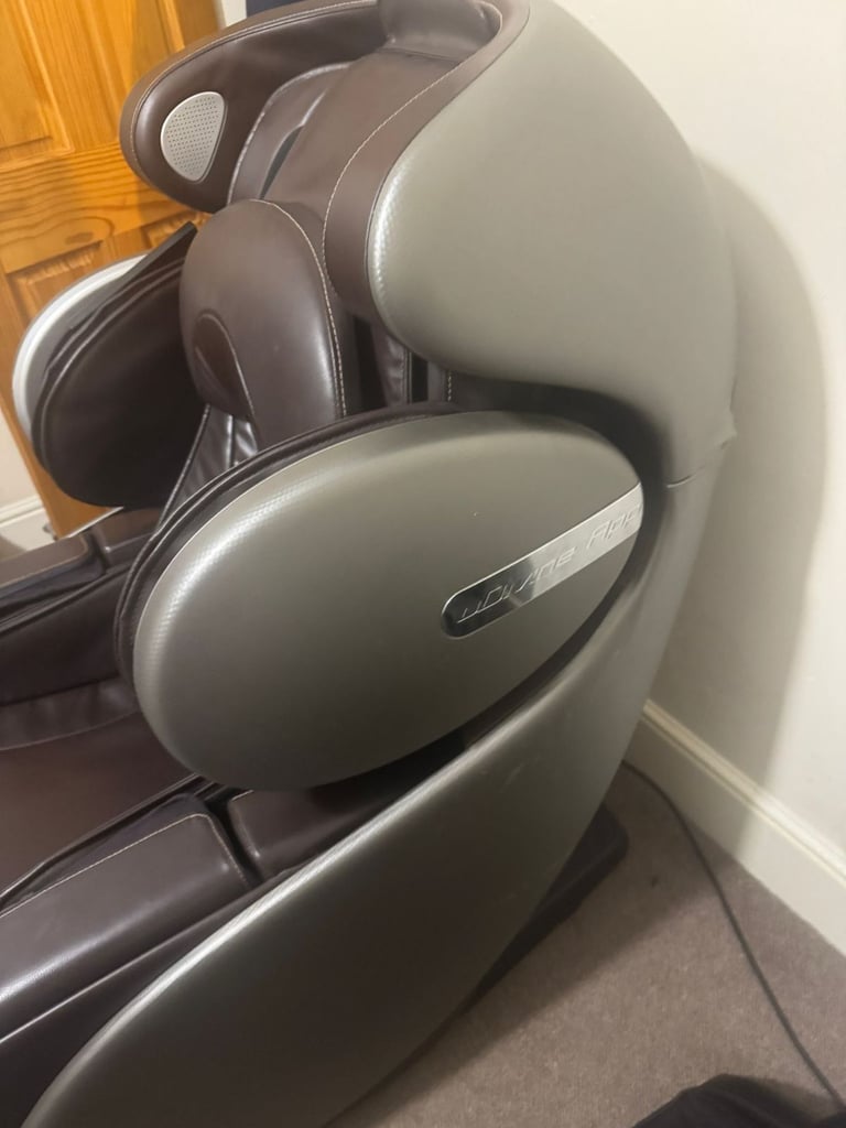 image for Osim Udivine Massage Chair - Full Body Massage Electric Chair
