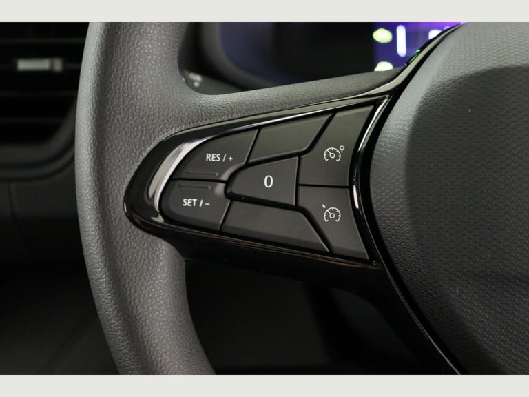 2025 Renault Trafic LL30 Blue dCi 130 Advance [Safety] Crew Van WINDOW VAN Diesel Manual