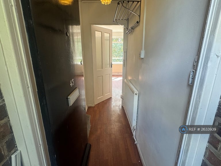 2 bedroom flat in Ashby House, London, N1 (2 bed) (#2633939)