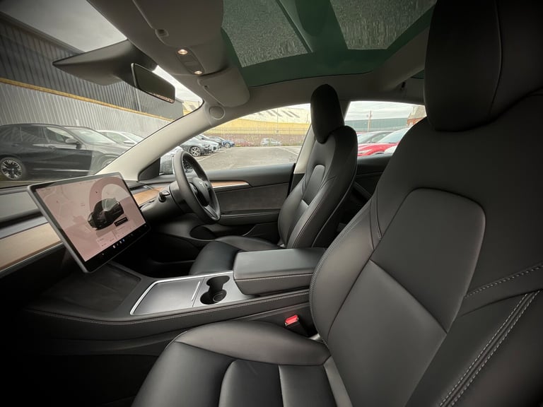 2022 Tesla Model 3 Performance AWD 4dr [Performance Upgrade] Auto SALOON ELECTRIC Automatic