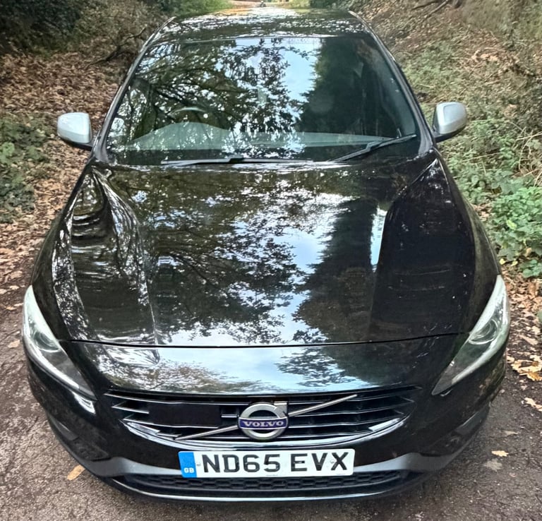 Volvo S60 R - Design Lux Nav D4