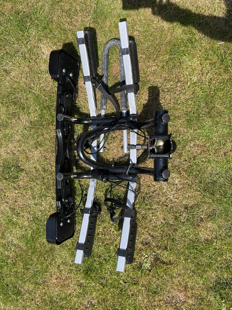 Thule 2 cycle rack ( Tow Bar fitting)