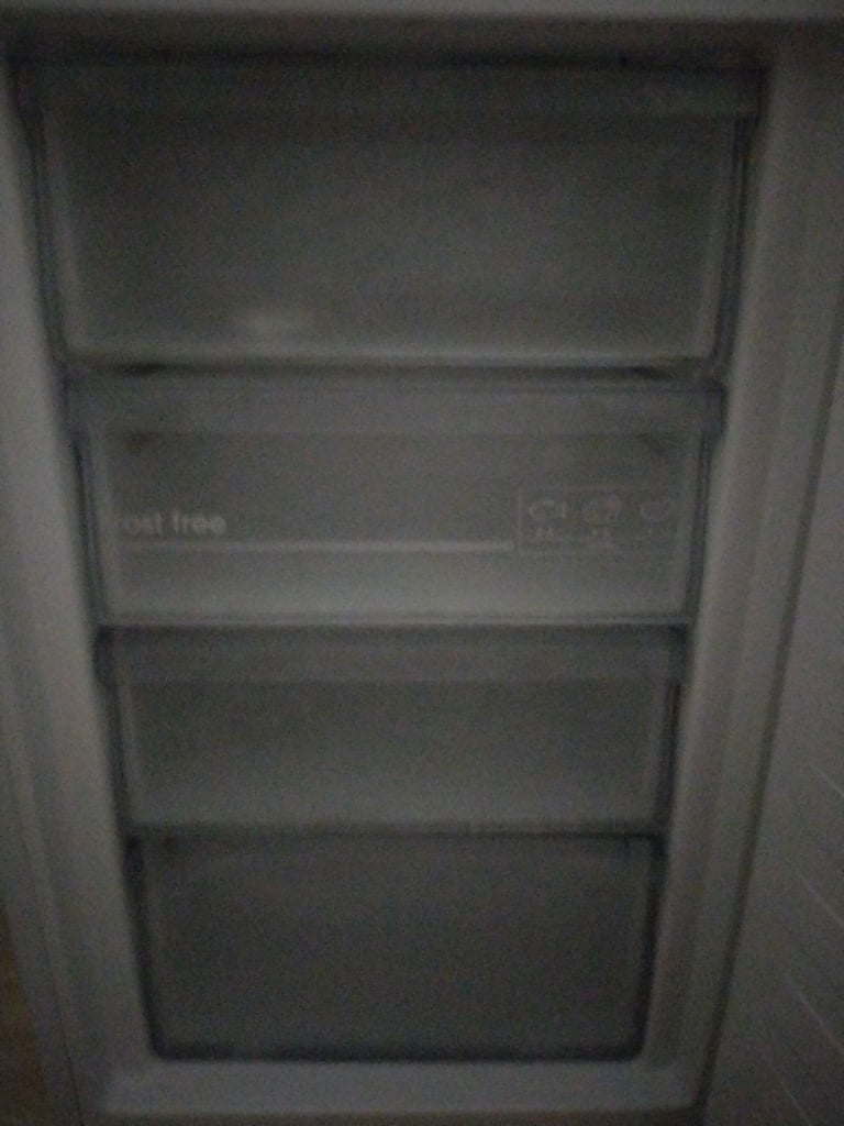 Kenwood KIFF5020 Fridge freezer 