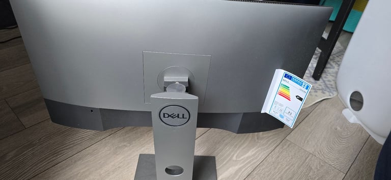 Dell U2419H UltraSharp 24 Inch Full HD