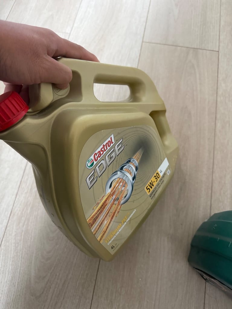 image for Castrol Edge engine oil 4 litre 5w 30 