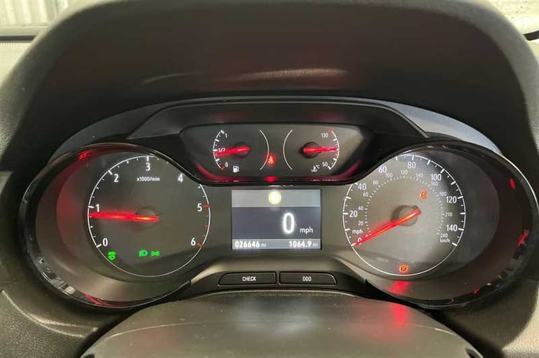 2018 Vauxhall Grandland X 1.5 Turbo D SE 5dr HATCHBACK DIESEL Manual