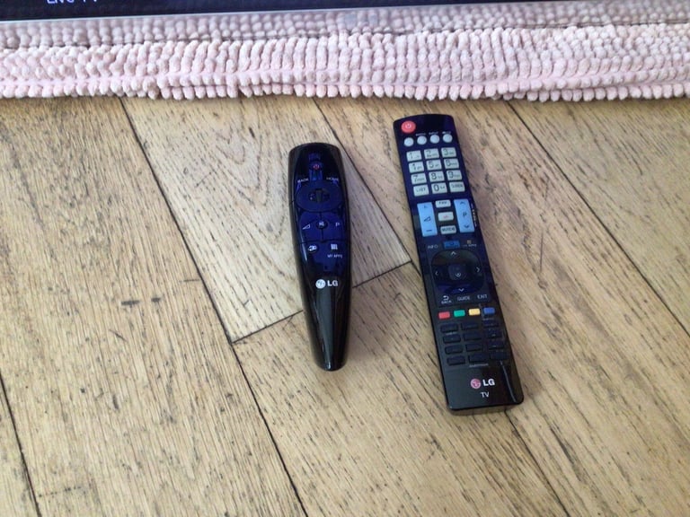 LG 42LM670T 42in LED TV - Remote & Magic Remote (NO STAND)