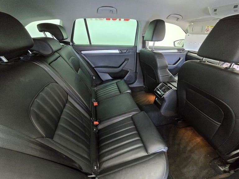 2016 Skoda Superb 2.0 TDI CR SE L Executive 4X4 5dr ESTATE DIESEL Manual