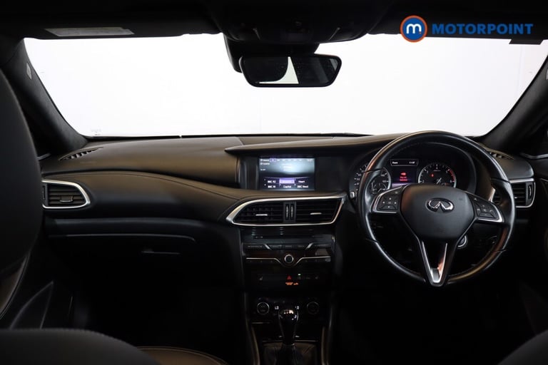 2017 Infiniti Q30 1.5d Premium Tech 5dr HATCHBACK DIESEL Manual