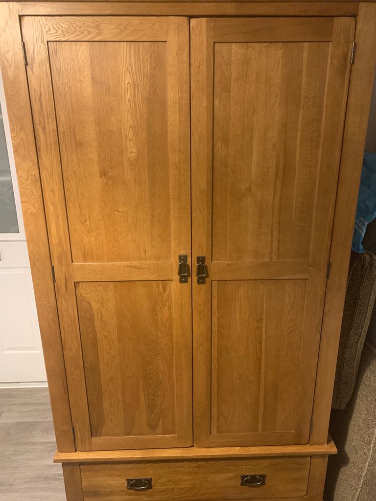 Wardrobe,Hard wood, brand new great looking 