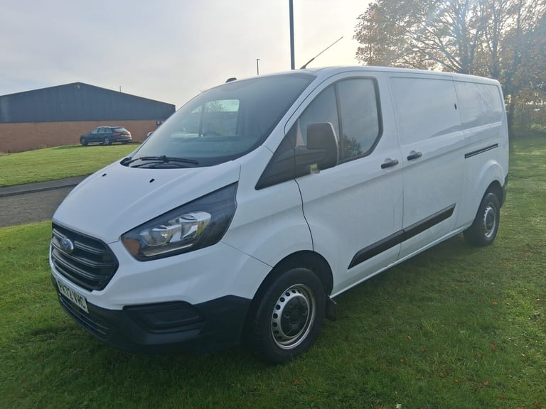 image for 2023 Ford Transit Custom 2.0 EcoBlue 130ps Low Roof Leader Van PANEL VAN Diesel Manual