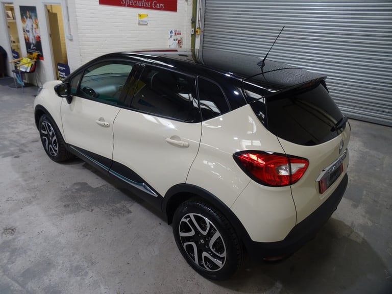 2016 Renault Captur 1.2 TCE Dynamique S Nav 5dr Automatic **LOW MILEAGE*ONLY 10000 MILES** HATCHB...