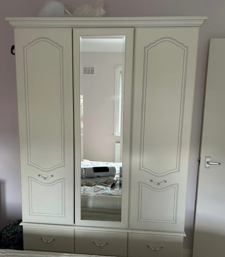 image for Triple mirror wardrobe with two bedside tables 