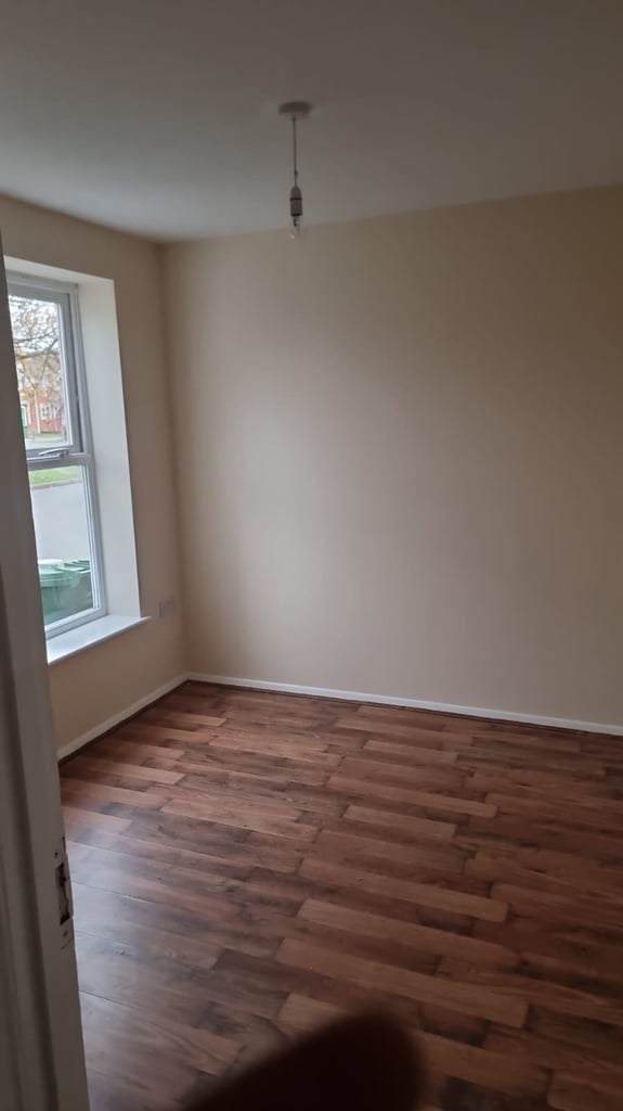 4 bedrooms house available to rent in Thamesmead, SE28