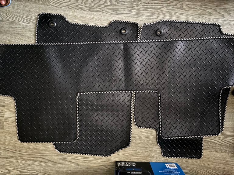 image for Honda Hatchback mat 