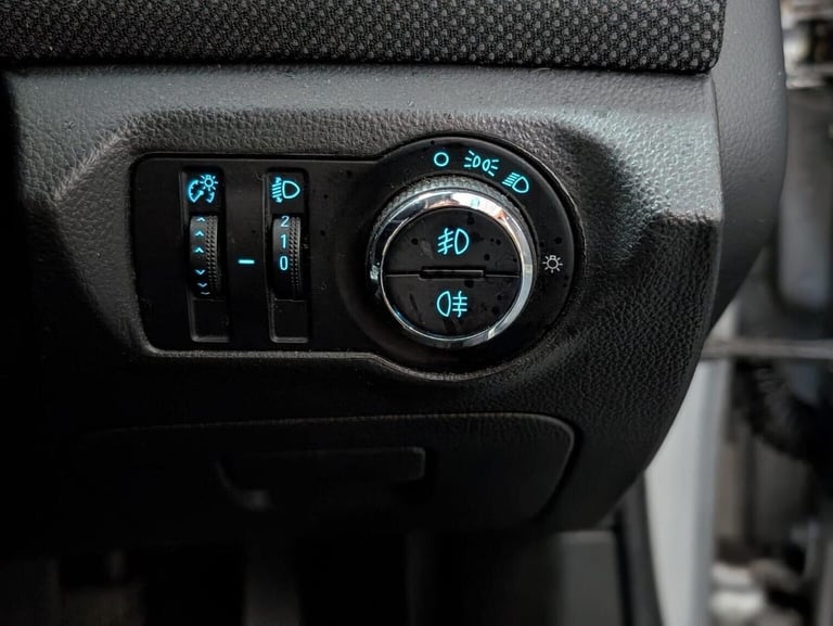 2013 Chevrolet Cruze 1.8 LT Estate 5dr Petrol Auto Euro 5 (141 ps) ESTATE Petrol Automatic