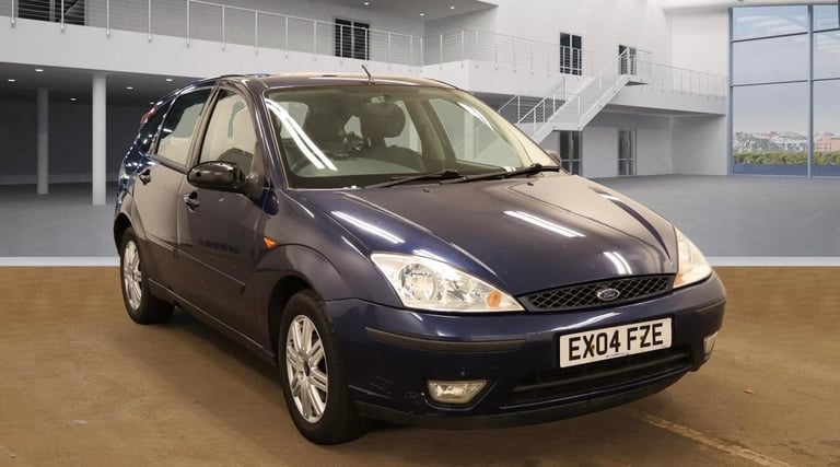 2004 Ford Focus 1.6 Ghia 5dr HATCHBACK Petrol Manual