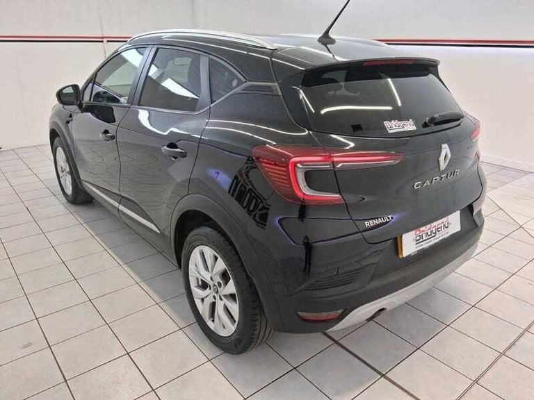 2020 Renault Captur 1.3 TCe Iconic SUV 5dr HATCHBACK Petrol Manual