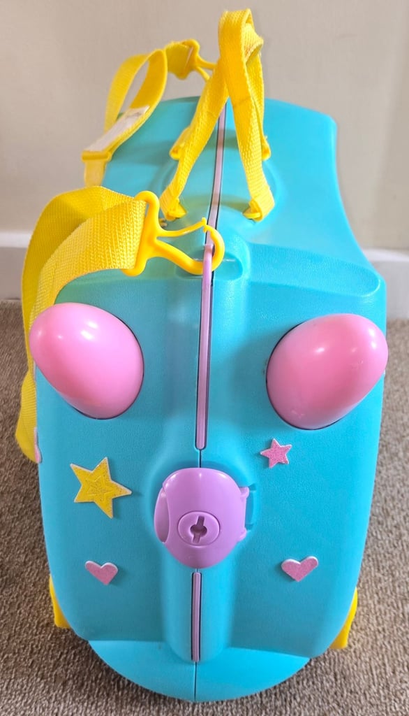 Trunki una the unicorn kids ride on pull along suitcase hand luggage on wheels with strap and key