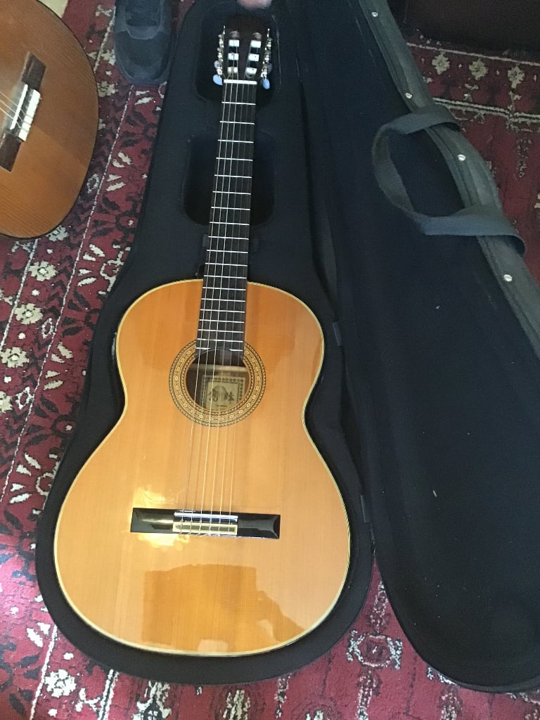 Takamine C132S