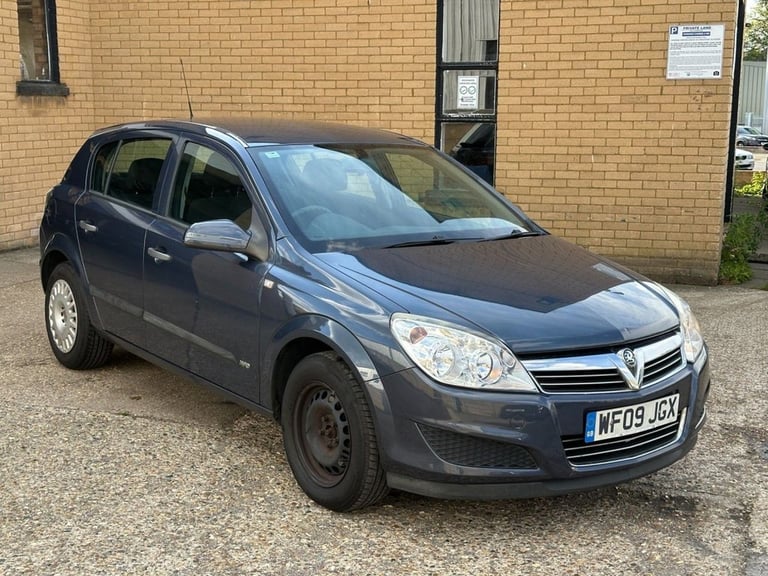 2009 Vauxhall Astra 1.6i 16V Life [115] 5dr [AC] HATCHBACK PETROL Manual