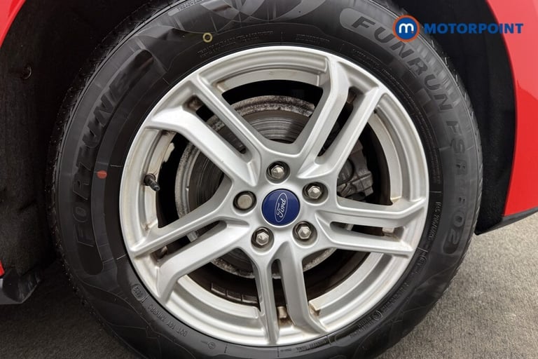 2020 Ford Focus 1.0 EcoBoost 100 Zetec 5dr Hatchback Petrol Manual