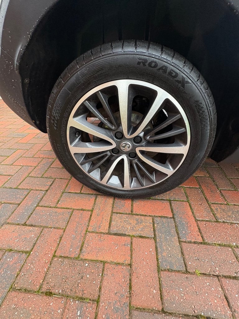 Vauxhall, CROSSLAND X, Hatchback, 2018, Manual, 1199 (cc), 5 doors