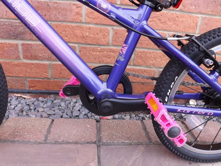 Carrera Cosmos Kids Bike - 16" Wheel - Purple / Pink