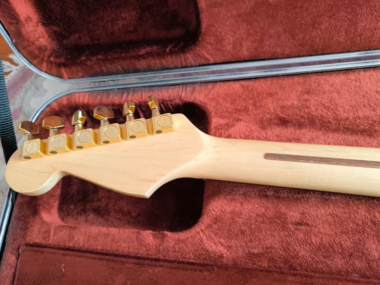 Genuine Fender Stratocaster 1993 Special Edition Made in USA