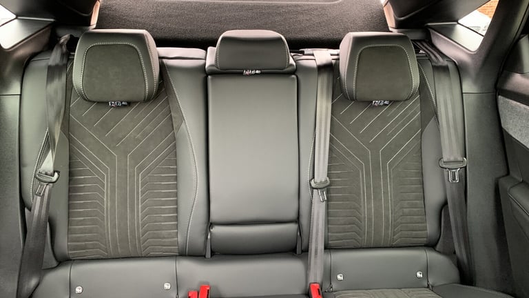 2024 Peugeot 3008 73kWh GT SUV 5dr Electric Auto (210 ps) SUV Electric Automatic