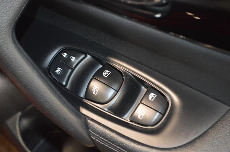 NISSAN QASHQAI 1.3 DIG-T Acenta Premium Euro 6 (s/s) 5dr 2019