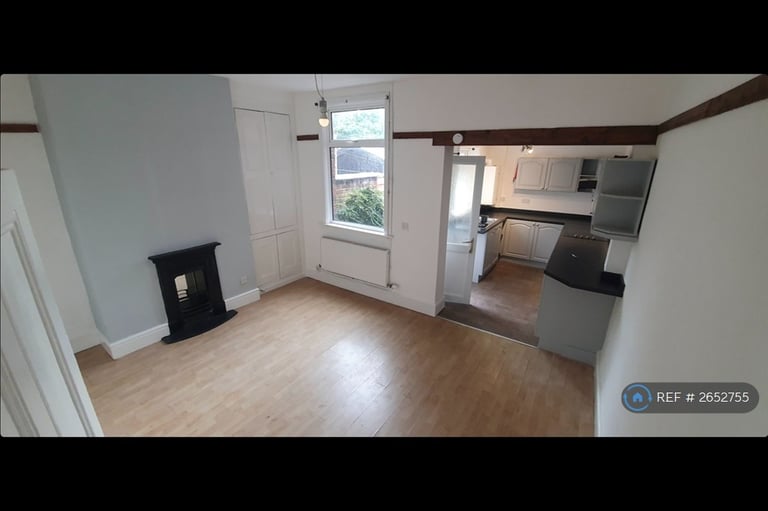 2 bedroom house in Gresty Terrace, Crewe, CW1 (2 bed) (#2652755)