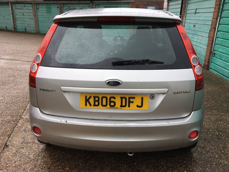 Ford Fiesta 1.2 _ Ulez Free _ MOT _ Full Service History  _ Perfect First Small Car _ Bargain 