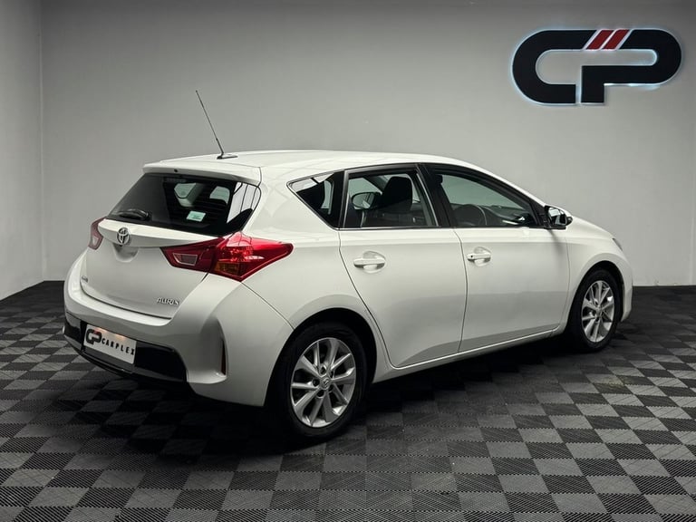 2014 Toyota Auris 1.4 D-4D Icon 5dr HATCHBACK DIESEL Manual