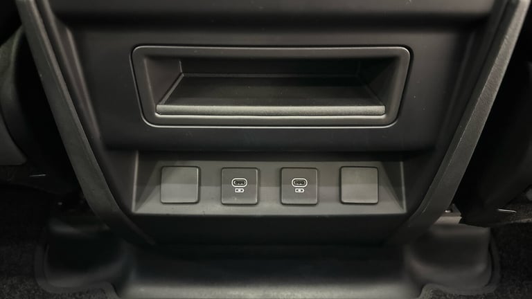 2025 Land Rover Defender 3.0 D350 X-Dynamic HSE 110 5dr Auto ESTATE DIESEL Automatic