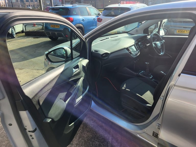 2019 Vauxhall Crossland X 1.2T ecoTec [110] SE 5dr [6 Speed] [S/S] HATCHBACK Petrol Manual