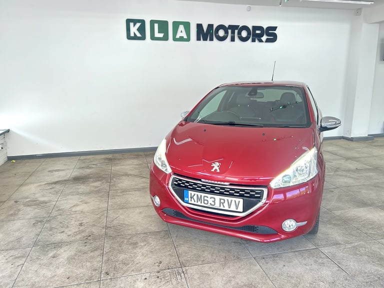 PEUGEOT 208 1.6 THP GTi Red Manual Petrol 2013