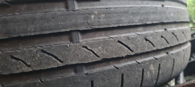 Original BMW F30 18inch alloys with Contisport RFT tyres