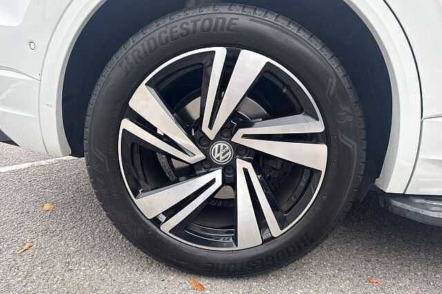 2018 Volkswagen Touareg 3.0 V6 TDI 4Motion R-Line Tech 5dr Tip Auto 4x4 Diesel Automatic