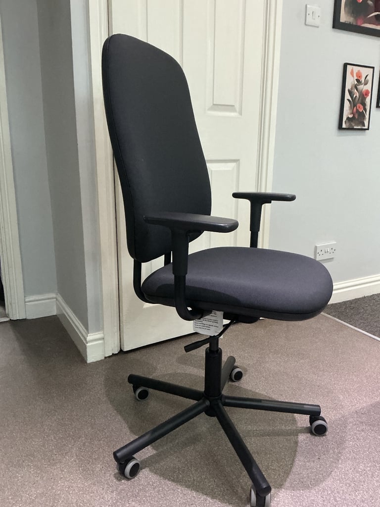 Ikea Smorkull Desk/Computer Office Chair