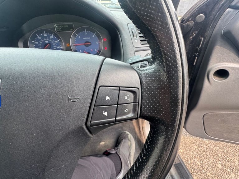 2009 Volvo C30 2.0D R-Design Sport Coupe 2dr Diesel Manual (151 g/km, 134 bhp) Coupe Diesel Manual