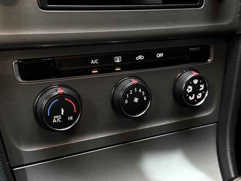 2015 Volkswagen Golf 1.6 TDI 105 Match 5dr HATCHBACK DIESEL Manual