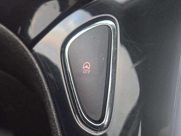2015 Vauxhall Corsa 1.4i ecoFLEX SRi Euro 6 5dr HATCHBACK Petrol Manual