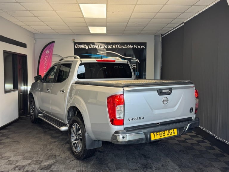 2018 Nissan Navara 2.3 dCi Tekna 4WD Euro 6 (s/s) 4dr PICK UP Diesel Manual