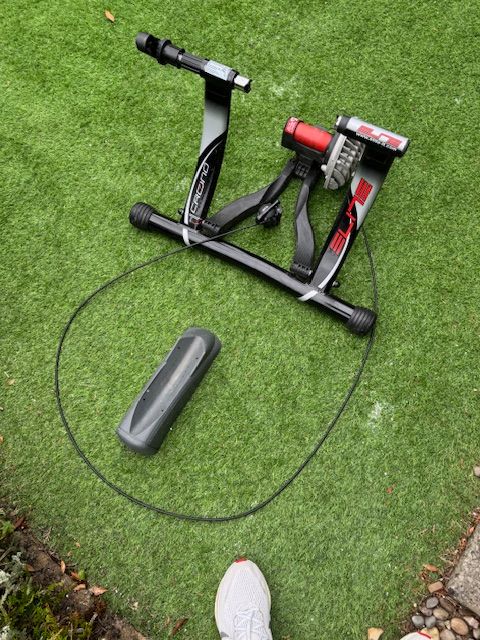 Elite Crono Fluid Bike Trainer