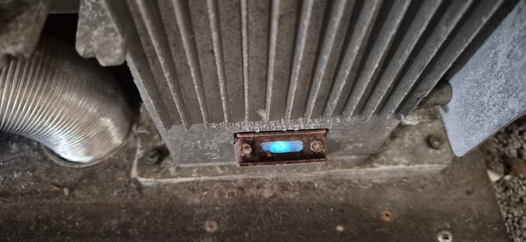 CARVER TRUMATIC 1800 gas heater for camper caravan motorhome.
