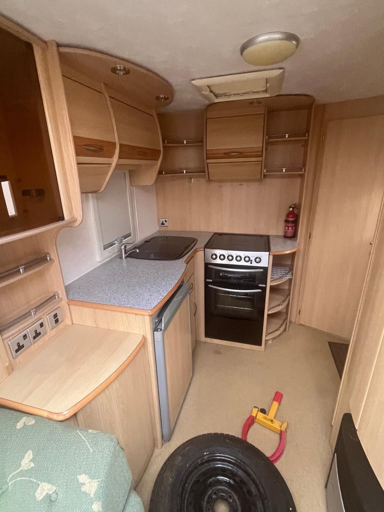 Coachman Pastiche 470/2 2 berth 