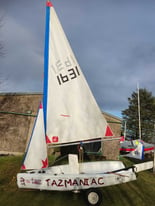 Topper Taz, complete rig, 2 sets of sails & trolley